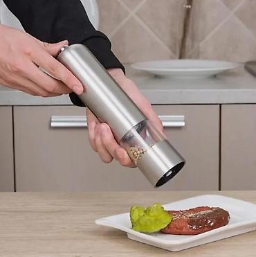 Ostali kuhinjski aparati: Električne mlinice za so i biber – set od 2 komada - Kućište od — 9