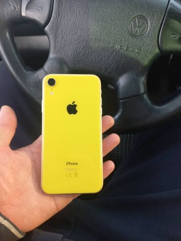 Apple iPhone: IPhone Xr, Б/у, 64 ГБ, Старлайт, Наушники, Зарядное устройство, Защитное стекло, 83 %