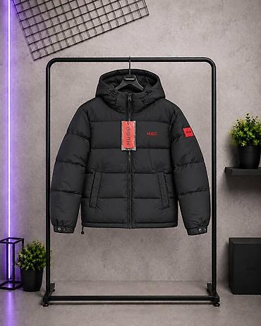 фирмы пуховиков: Зимняя Мужская пуховая куртка HUGO BOSS (чёрная) цена: 4700 — 5