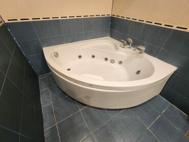 Джакузи кабины: Новый Джакузи ванна С мотором, Пластик, Самовывоз
