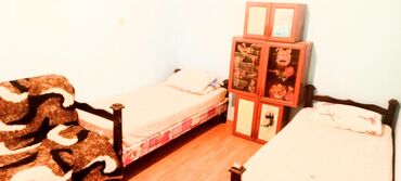 Uzunmüddətli kirayə mənzillər: Kirayə verilir: tam mebelli, geniş və işıqlı mənzil. 3 Otağ mətbəx — 6