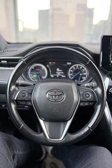 Toyota: Toyota Venza: 2020 г., 2.5 л, Вариатор, Гибрид, Кроссовер — 9