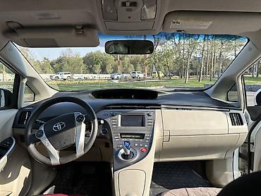 hyundai ionic: Toyota Prius: 2015 г., 1.8 л, Вариатор, Гибрид, Лифтбек — 6