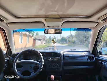 Продажа авто: Volkswagen Vento: 1993 г., Механика, Бензин, Седан — 4
