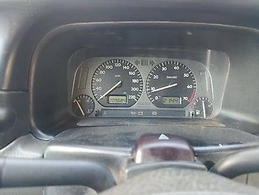 1994: Volkswagen Vento: 1994 г., Механика, Бензин, Седан — 4