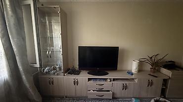 study table: Продаю б у мебель Кухонный гарнитур и гостинная стенка Кухня: для — 2