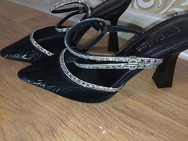 Tuflilər: Qadın ayaqqabısı – zərif, şıq klassik model - Rəng: qara - Stil — 1
