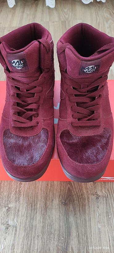 Кроссовки и спортивная обувь: Кроссовки Warrior - Размер: 41 - Цена на фото: 2500 сом - Цвет — 14