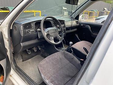 ключ рыбка: Volkswagen Golf: 1992 г., 1.8 л, Механика, Бензин, Хэтчбэк — 7