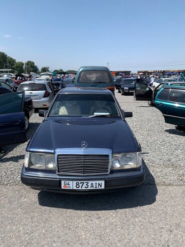 мерседес в аварийном состоянии: Mercedes-Benz 230: 1991 г., 2.3 л, Механика, Бензин, Седан