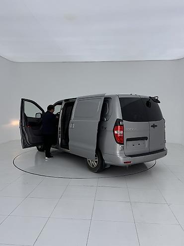 Hyundai: Hyundai Starex: 2019 г., 2.5 л, Автомат, Дизель, Фургон — 6