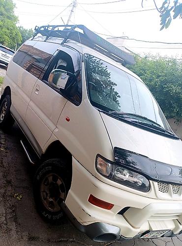 катамаран водный: Mitsubishi Delica: 2003 г., 3 л, Автомат, Бензин, Внедорожник — 2