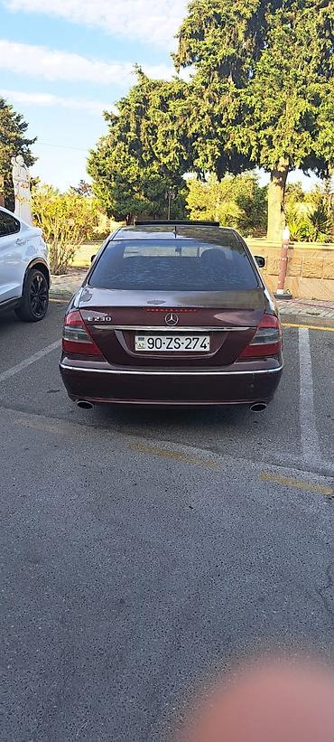mercedes benz e250: Mercedes-Benz E 230: 2.5 l | 2008 il Sedan — 4