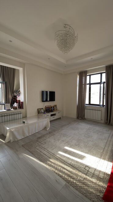 Nedvizhimost: 1 комната, 52 м², Элитка, 7 этаж, Евроремонт