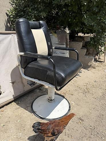 salon bas vanasi: Salon kreslo iwleydi her wey — 1