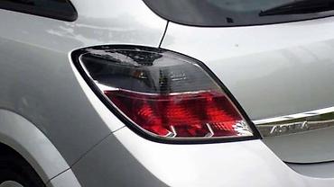 1.7 dizel: STOP SVETLA HEČBEK ZA OPEL ASTRA H OD 2004. DO 2014. GOD. | Polovni — 4