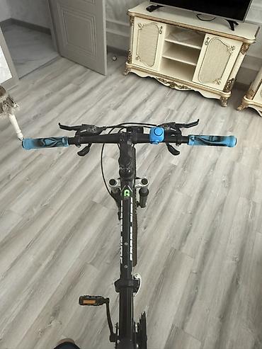 velosiped 2 ci əl: 26 lıqdır çox az müddət işlənmişdir heç bir problemi yoxdur üstündə — 5
