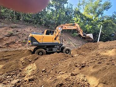 Услуги экскаватора: Экскаватор | Выкорчевывание пней, Траншеи, Котлованы — 7