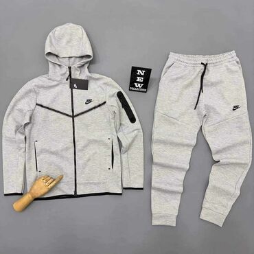 psz xl: Nike komplet 🥰
Veličine S-XXL ✅
Porudžbine i pitanja u inbox 📥