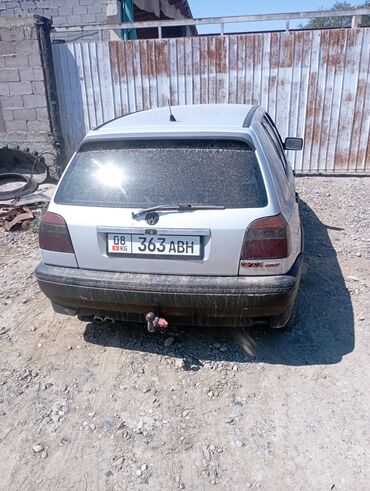 багажник на гольф 3: Серебристый хэтчбек Volkswagen Golf 3 с пятидверным кузовом