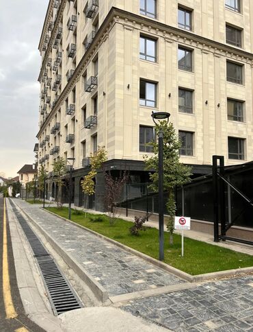 квартира керек ош базар жактан: 2 бөлмө, 63 кв. м, Элитка, 3 кабат, ПСО (өзү оңдоп түзөтүп бүтүү үчүн)