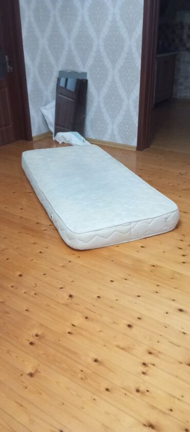 Mətbəx mebeli: İşlənmiş, Sadə matras, Bir nəfərlik