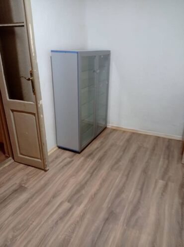 Uzunmüddətli kirayə mənzillər: Nerimanov metrosuna yaxin 2 otaq bina evi 5/1 kiraye verilir Aileye ve -da lalafo.az — 4 Uzunmüddətli kirayə mənzillər: Nerimanov metrosuna yaxin 2 otaq bina evi 5/1 kiraye verilir Aileye ve — 4