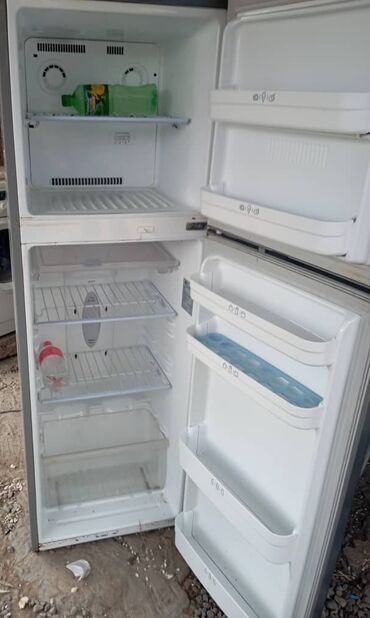 холодильник сатып алуу: Муздаткыч LG, Колдонулган, Эки камералуу, No frost
