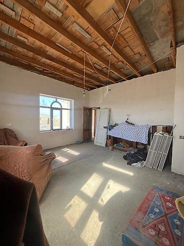 Həyət evləri və villalar: Çıxarısı kupçası var. 8otaq,2sanitar qovşağı,1mətbəx,217kv.m. 2sot — 7