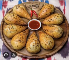 ищу работу в швейном цехе: Срочно требуются тандырный самсышник в г.Талас от150шт и высшее в день