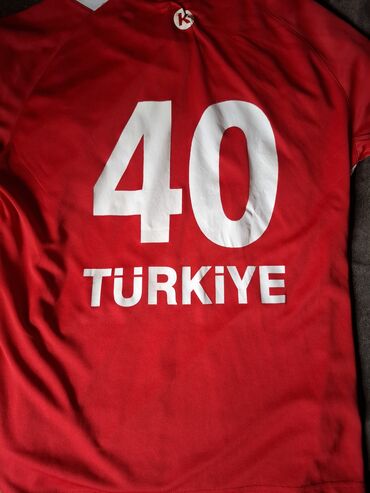 İdman formaları: Satılır Hamısı S razmerdi. 180+ 70+ Çəkiyə uyğun gəlir Kolleksiya — 5