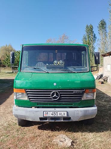 мерседес бенс будка: Mercedes-Benz Vario 614D бортовой грузовик - Кабина: двухдверная — 1