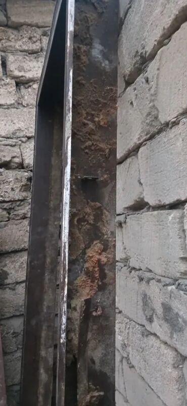 Giriş qapıları: Mənzil üçün İşlənmiş Giriş qapısı Glazok ilə, Zəmanətsiz, Ödənişli quraşdırma, Ünvandan götürmə — 10