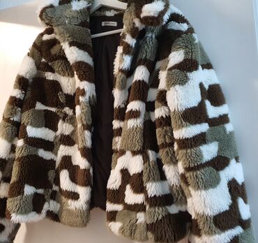 new yorker zimske jakne: One size, Maskirni, Sa postavom, Veštačko krzno
