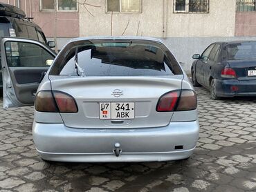 Nissan: Nissan Primera: 2001 г., 1.8 л, Механика, Бензин, Хэтчбэк