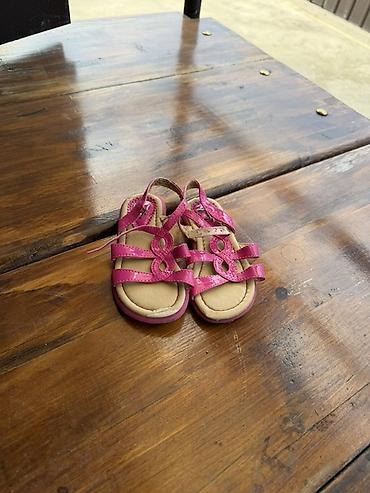 Другая женская обувь: Срочно Набор обуви Среди них есть не ношеные Продаю все одним лотом — 9