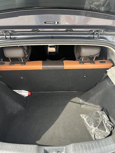 hongqi ehs9: BYD E2: 2021 г., Автомат, Электромобиль, Хэтчбэк — 6