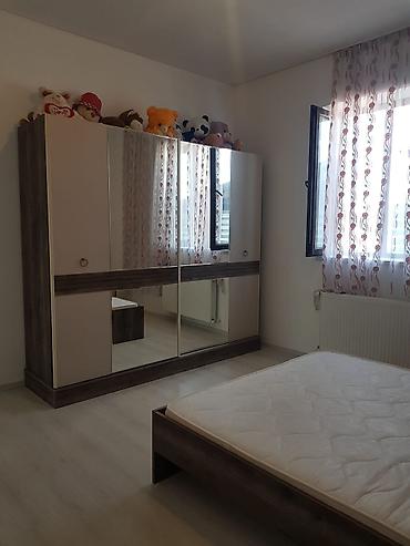 Günlük kirayə mənzillər: 4 otaqlı — 7