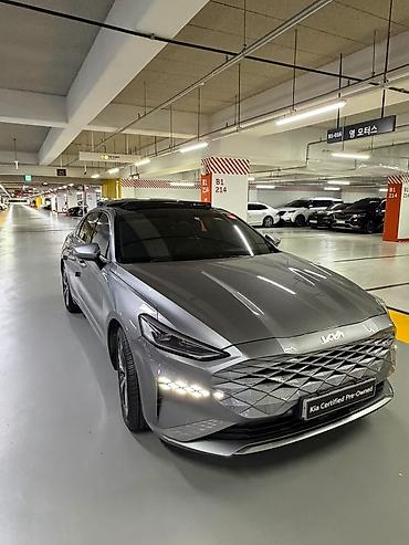 cadillac xts: Kia K8: 2022 г., Седан — 2