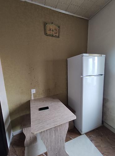 Uzunmüddətli kirayə mənzillər: Mehemmedi Ekonom markete yaxin 3 otaqli esyali adelni heyet evi kiraye — 10