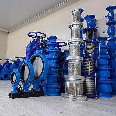 Известь: Задвижка чугунная 30ч6бр (Ру 10/16) — Фланцевая, с выдвижным шпинделем — 18