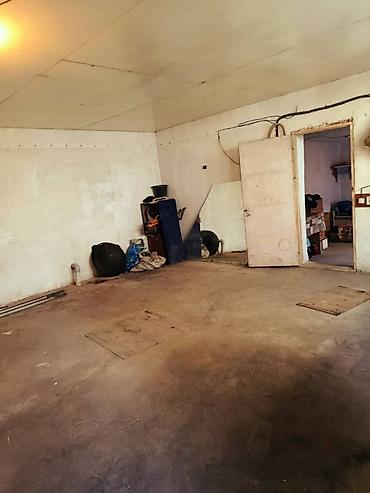 Продажа коттеджей и домов: Продается дом, район Кызыл-Аскер Цена:138000 $ *КОММУНИКАЦИИ* - — 3