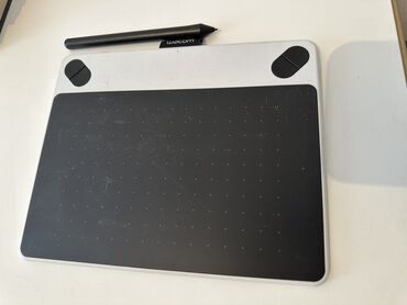 старый ноутбук: Планшет, Wacom, Б/у, Графический цвет - Белый