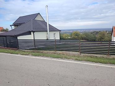 nameštaj m: Metalno-drvena klupa/tribina za dvorišta, sportske terene i — 2