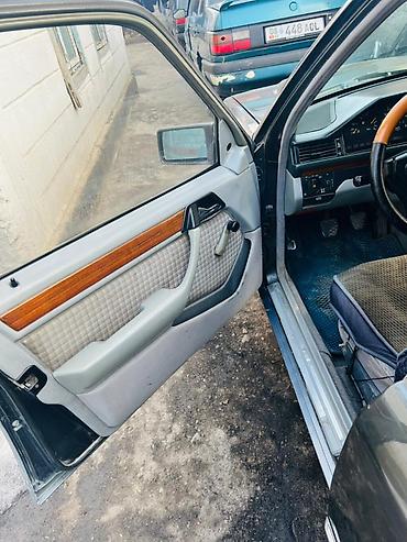 депал машина: Mercedes-Benz W124: 1992 г., 2.3 л, Механика, Бензин, Седан — 6