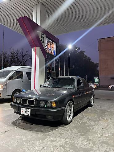 BMW: BMW 5 series: 1992 г., 2.5 л, Механика, Бензин, Седан at lalafo.kg — 4 BMW: BMW 5 series: 1992 г., 2.5 л, Механика, Бензин, Седан — 4