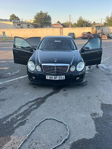Mercedes-Benz E-Class: 2.2 l | 2007 il Sedan