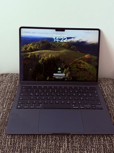 klaviatura apple: Продается макбук почти новый