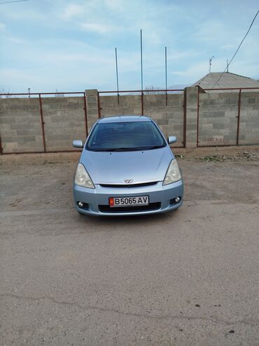 Toyota: Toyota WISH: 2005 г., 1.8 л, Автомат, Бензин, Минивэн