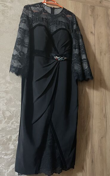 qara ziyafet geyimleri: Вечернее платье